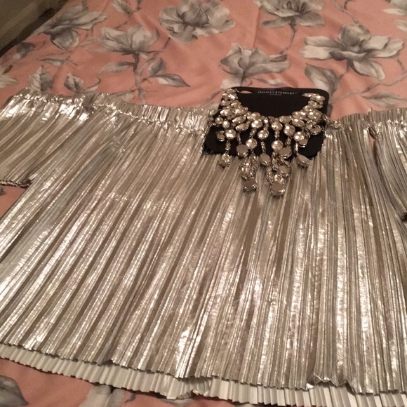 Dress - Picture 4 of 5